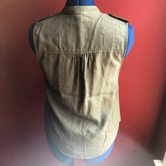 Mossimo Moto Vest - Picture 2 of 9